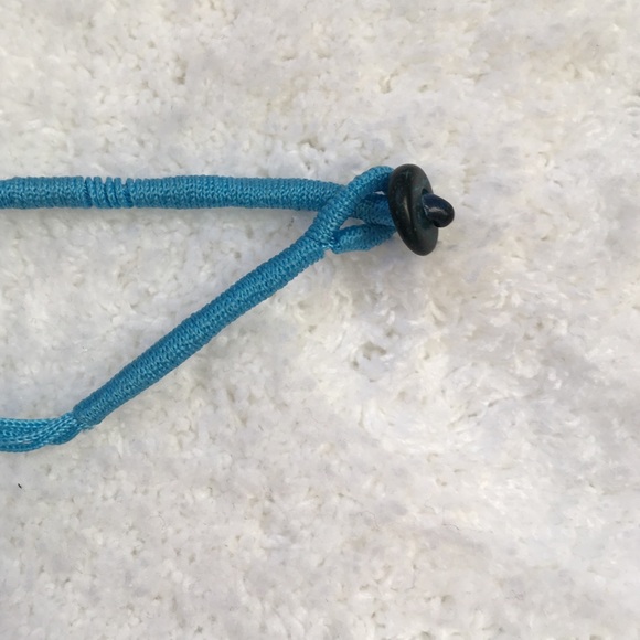 ✨NEW✨ Blue Layered Bamboo Wood Wind Chime Necklace - Picture 3 of 5